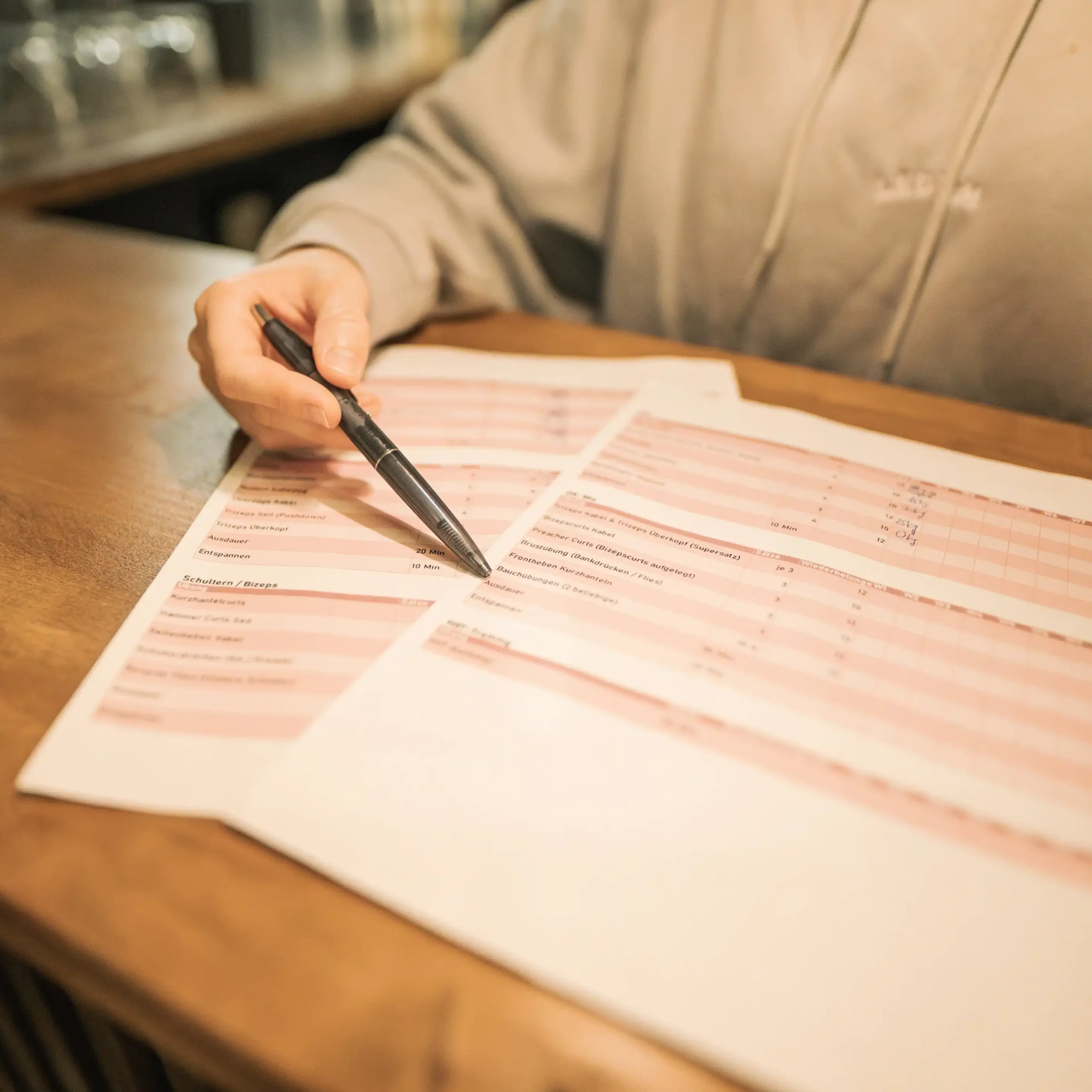 Ein Plan, der wirkt: Wie dein individueller Trainingsplan dich schneller ans Ziel bringt